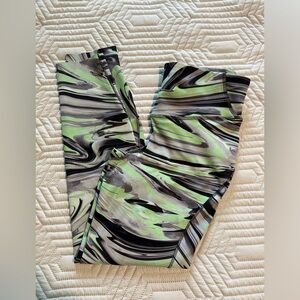 Lululemon Base Pace High-Rise Running Tight Leggings 25”